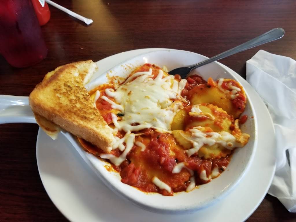 The Golden Pancake House | restaurant | 720 W Broadway, Centralia, IL 62801, USA | 6189183179 OR +1 618-918-3179