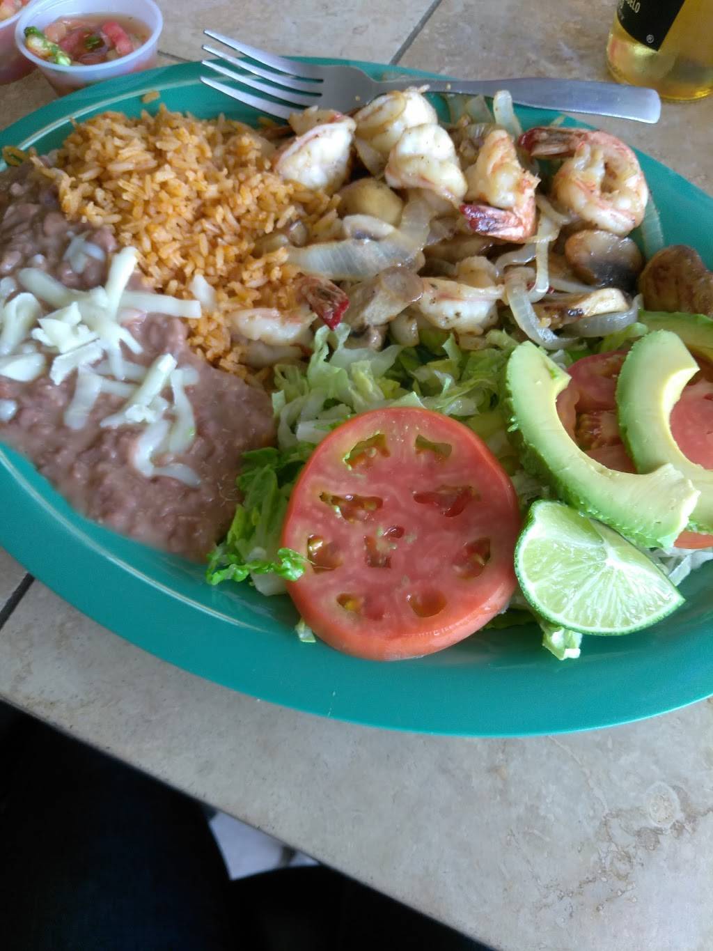 Los Cuates Taqueria | restaurant | 311 E Market St, Daly City, CA 94014, USA | 4157695966 OR +1 415-769-5966