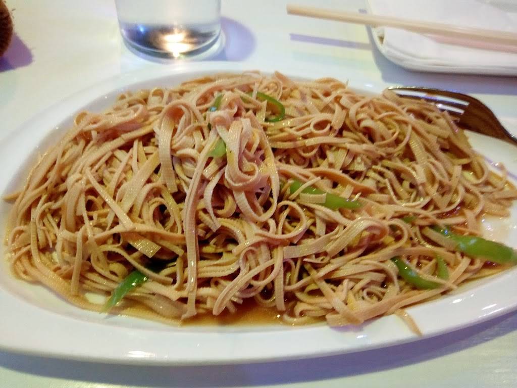 Noahs Kitchen | restaurant | 343 Glendale Ave, St. Catharines, ON L2T 0A1, Canada | 9052270888 OR +1 905-227-0888