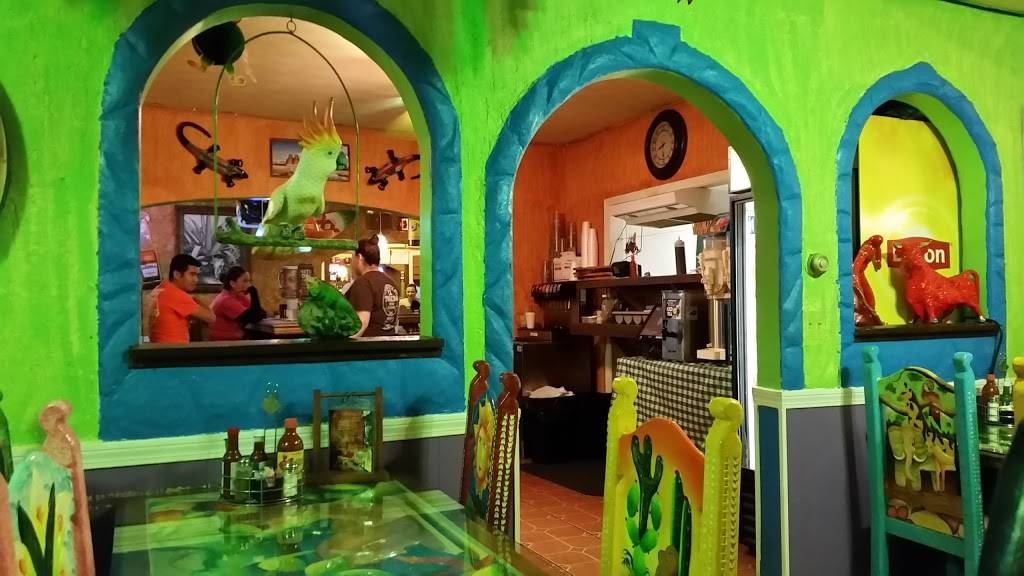 El Torero | restaurant | 105 S High St, Cortland, OH 44410, USA | 3306372550 OR +1 330-637-2550