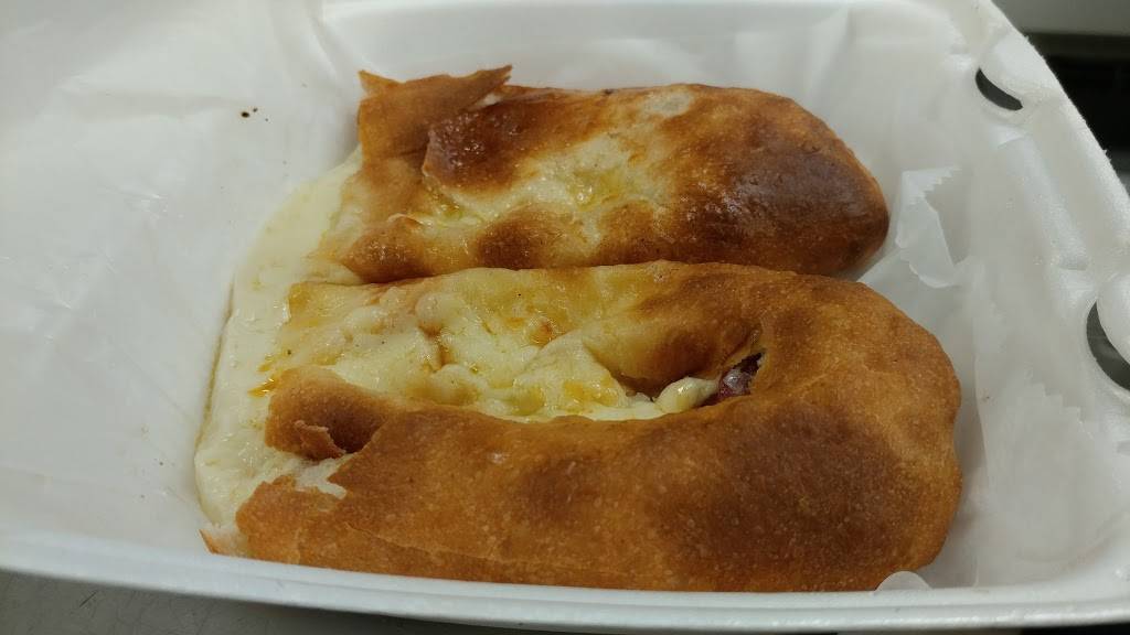 New Yorker Pizzeria & Pasta | restaurant | 328 Central Ave, Albany, NY 12206, USA | 5184650101 OR +1 518-465-0101