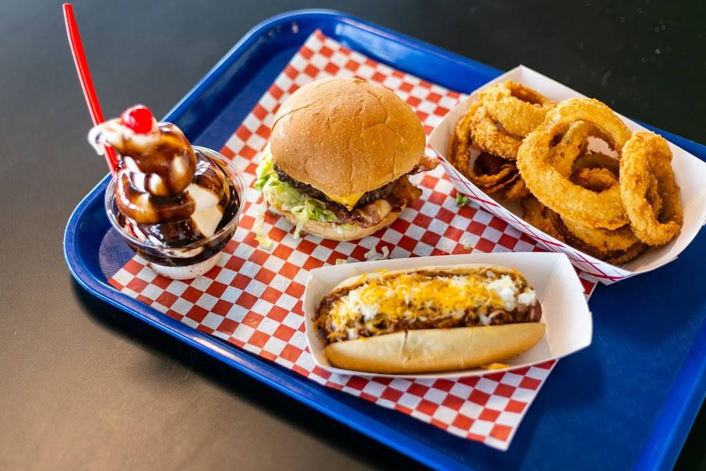 Bikes Burgers & Ice Cream | restaurant | 24 N 130th St, Bonner Springs, KS 66012, USA | 9132985105 OR +1 913-298-5105