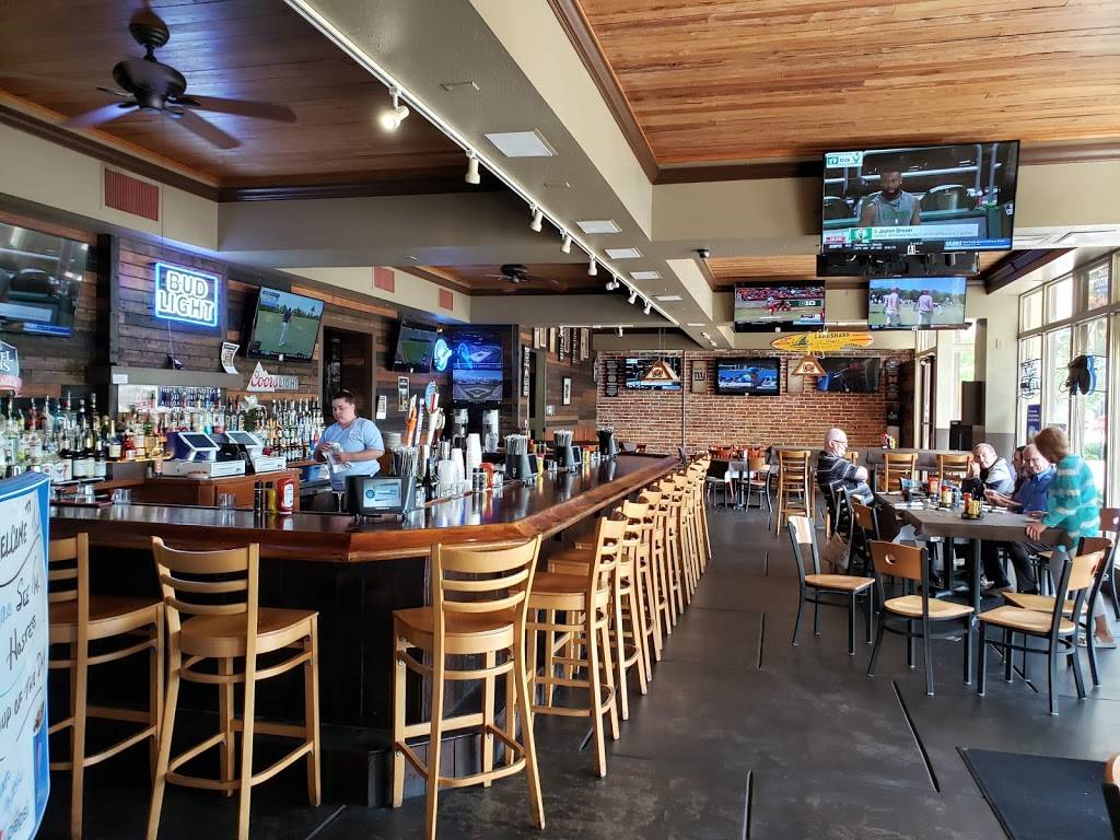 Tillies Tavern & Grill | restaurant | 31 E Magnolia Ave, Eustis, FL 32726, USA | 3526027929 OR +1 352-602-7929