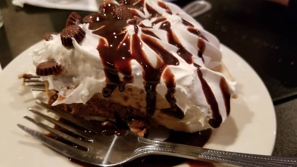 The Paddock on Market | restaurant | 3406 E Market St, York, PA 17402, USA | 7177557300 OR +1 717-755-7300