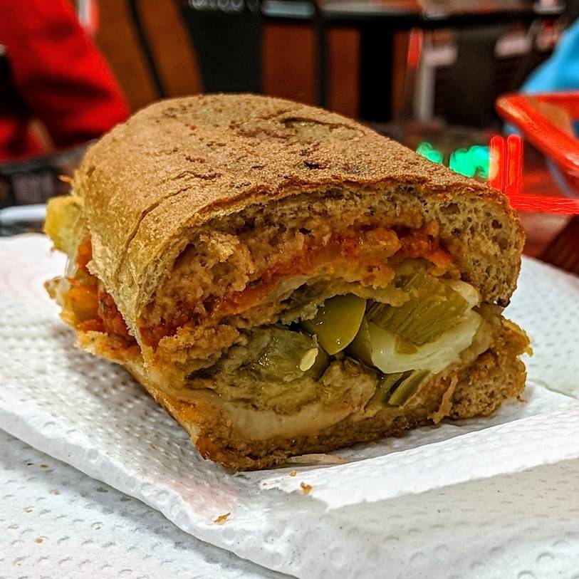 Larrys Giant Subs | meal takeaway | 1500 Beville Rd #604, Daytona Beach, FL 32114, USA | 3862572200 OR +1 386-257-2200