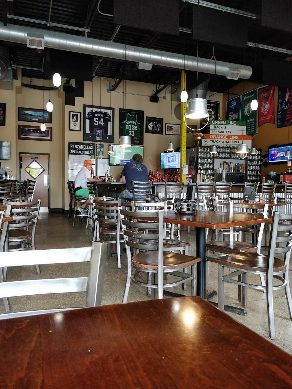 Panzanellas Italian Pizzeria & Bar | restaurant | 12A Weaver St, Newmarket, NH 03857, USA | 6036598100 OR +1 603-659-8100