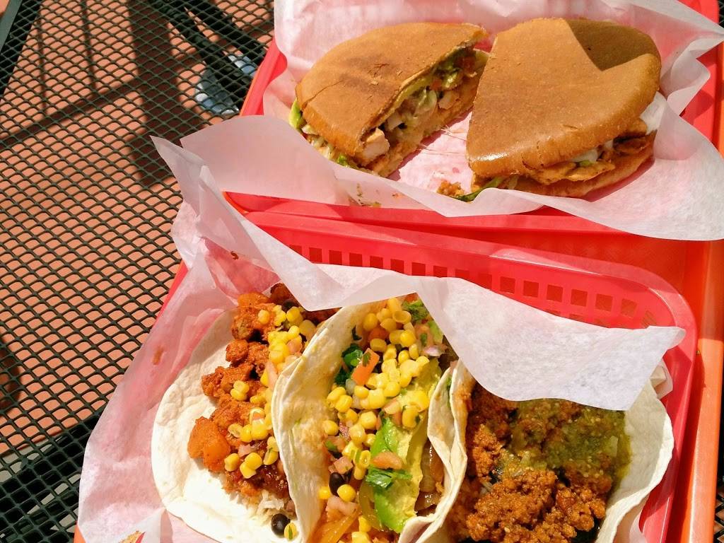 La Fiesta Express | restaurant | 1133 W Main St, Troy, OH 45373, USA | 9377031371 OR +1 937-703-1371