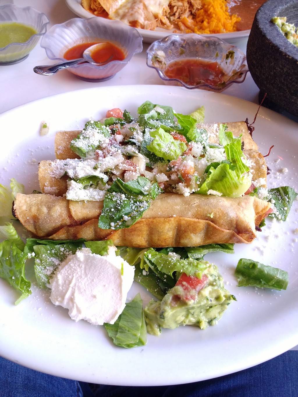 Cinco De Mayo Mexican Grill | restaurant | 2428 Lemoine Ave, Fort Lee, NJ 07024, USA | 2019474780 OR +1 201-947-4780