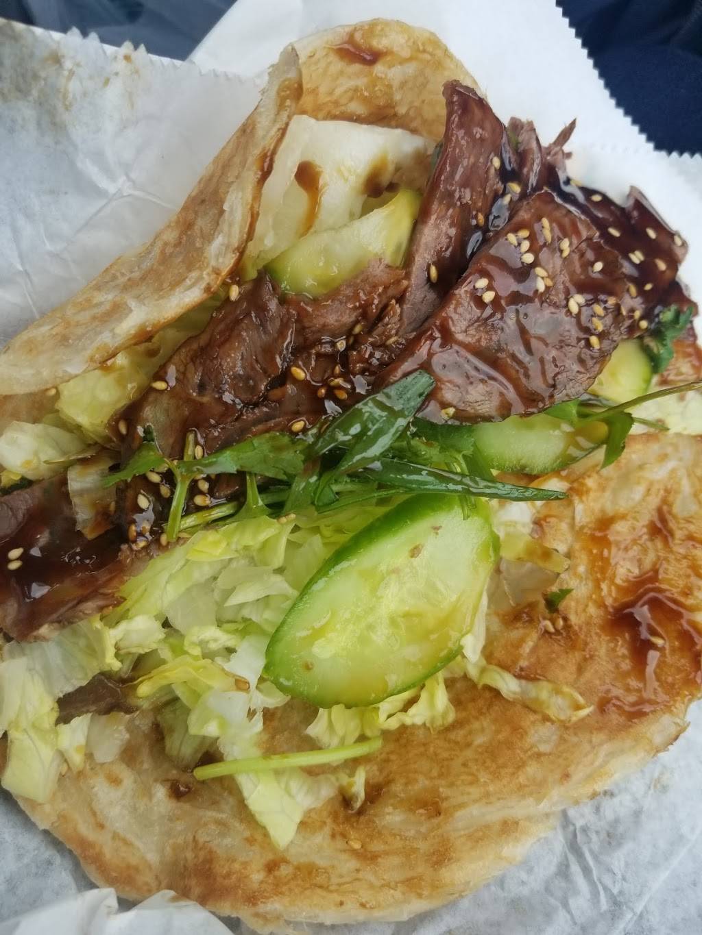 Liang Crispy Roll | restaurant | 18333 Colima Rd A, Rowland Heights, CA 91748, USA | 6262952258 OR +1 626-295-2258