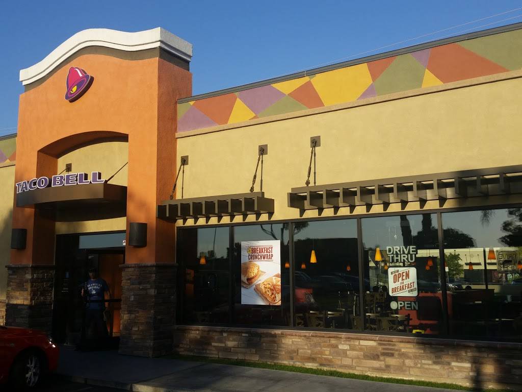 Taco Bell | meal takeaway | 23146 Valencia Blvd, Santa Clarita, CA 91355, USA | 6612871673 OR +1 661-287-1673