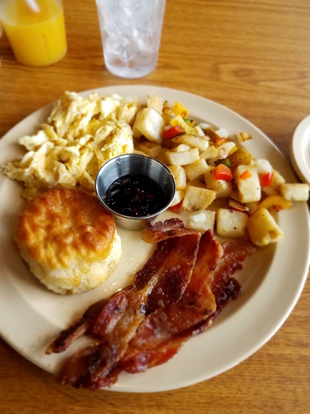 Bettie Jeans Homestyle Cooking, LLC | restaurant | 2604 Dowlen Rd, Beaumont, TX 77706, USA | 4098605326 OR +1 409-860-5326