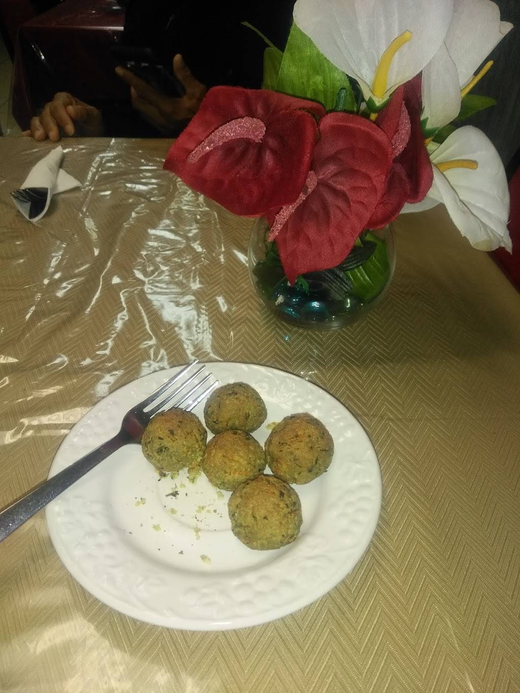 Living Well Vegetarian | restaurant | 19760 E Main St, Huntingdon, TN 38344, USA | 7315353301 OR +1 731-535-3301