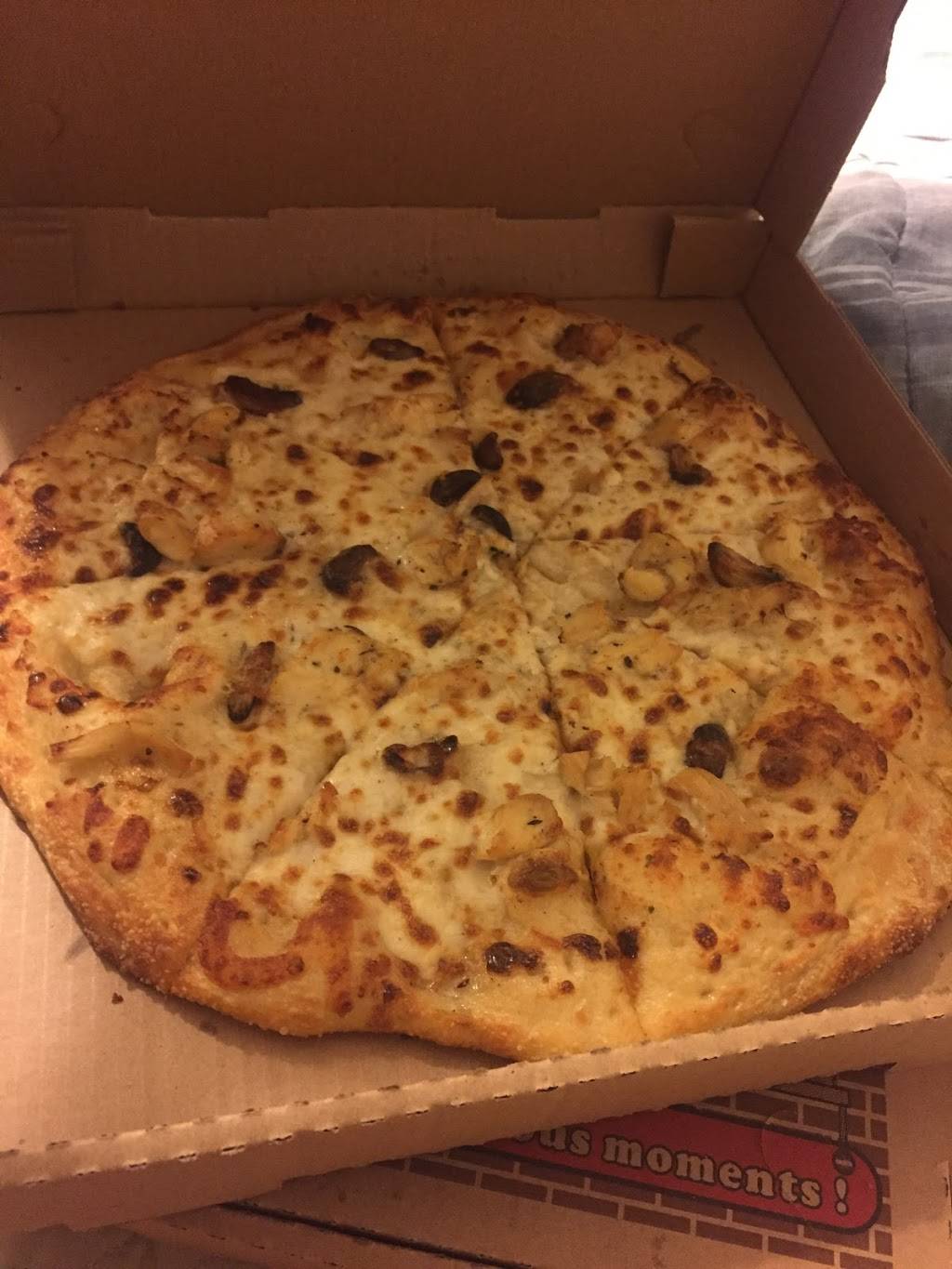 Runway Pizzeria | restaurant | 17700 Robert Nicoletti Way, Beale AFB, CA 95903, USA | 5303298520 OR +1 530-329-8520