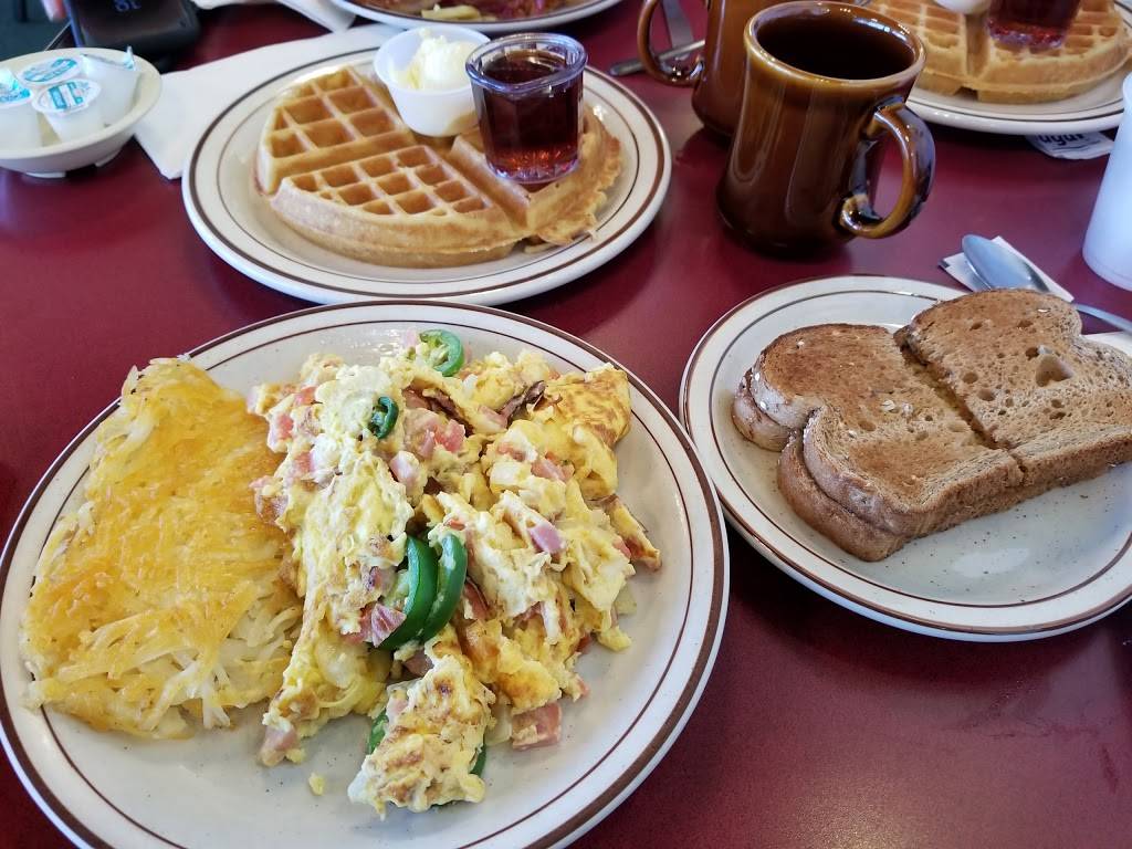 Waffle Barn | restaurant | 1002 Riley St, Folsom, CA 95630, USA | 9168174225 OR +1 916-817-4225
