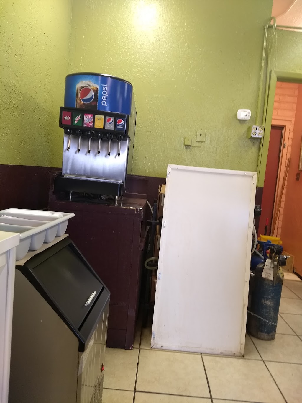 Charkis Teriyaki | restaurant | 2241 S Avenue A, Yuma, AZ 85364, USA | 9282479002 OR +1 928-247-9002