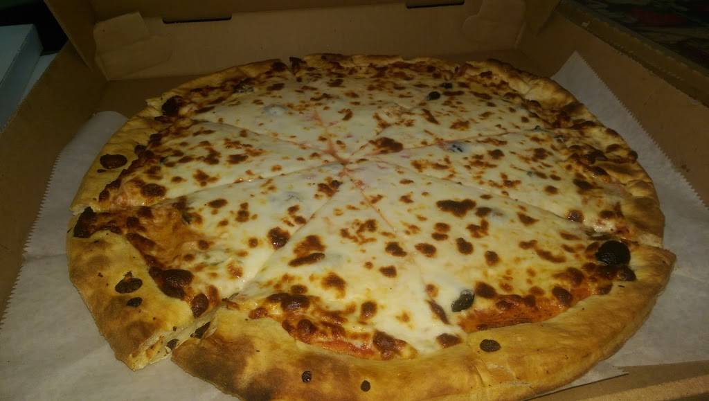 Il Forno Pizzeria | restaurant | 8941 N Westland Dr, Gaithersburg, MD 20877, USA | 3019775900 OR +1 301-977-5900