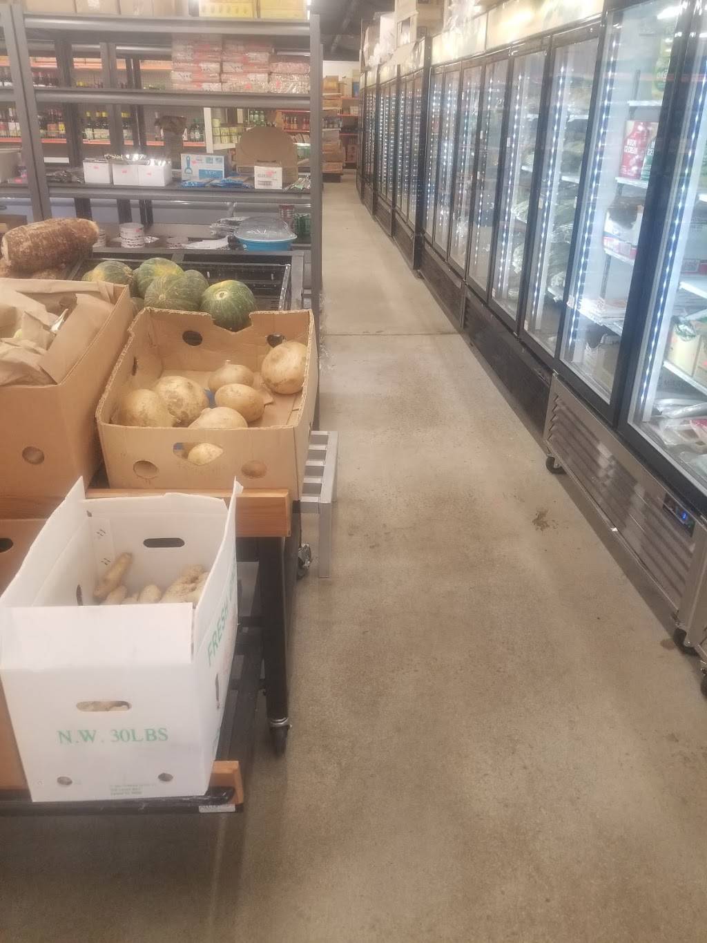 Saigon Market LLC | restaurant | 824 Santee Dr, Fayetteville, NC 28303, USA | 9106768566 OR +1 910-676-8566