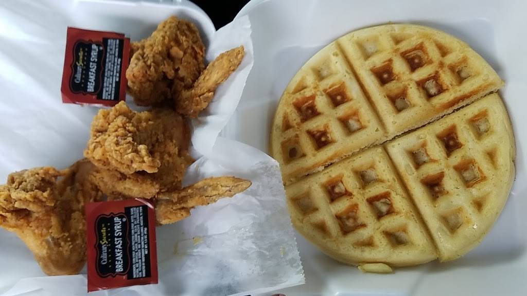 Mrs. Winners Chicken & Biscuits | restaurant | 4499 Glenwood Rd, Decatur, GA 30032, USA | 4048352724 OR +1 404-835-2724