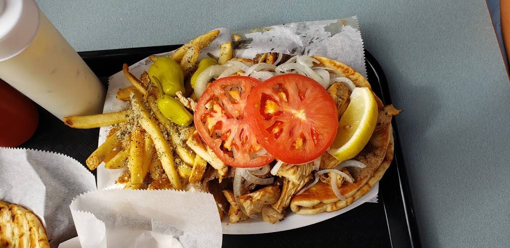 Gyro Palace | restaurant | 602 S 2nd St, Milwaukee, WI 53204, USA | 4142989622 OR +1 414-298-9622