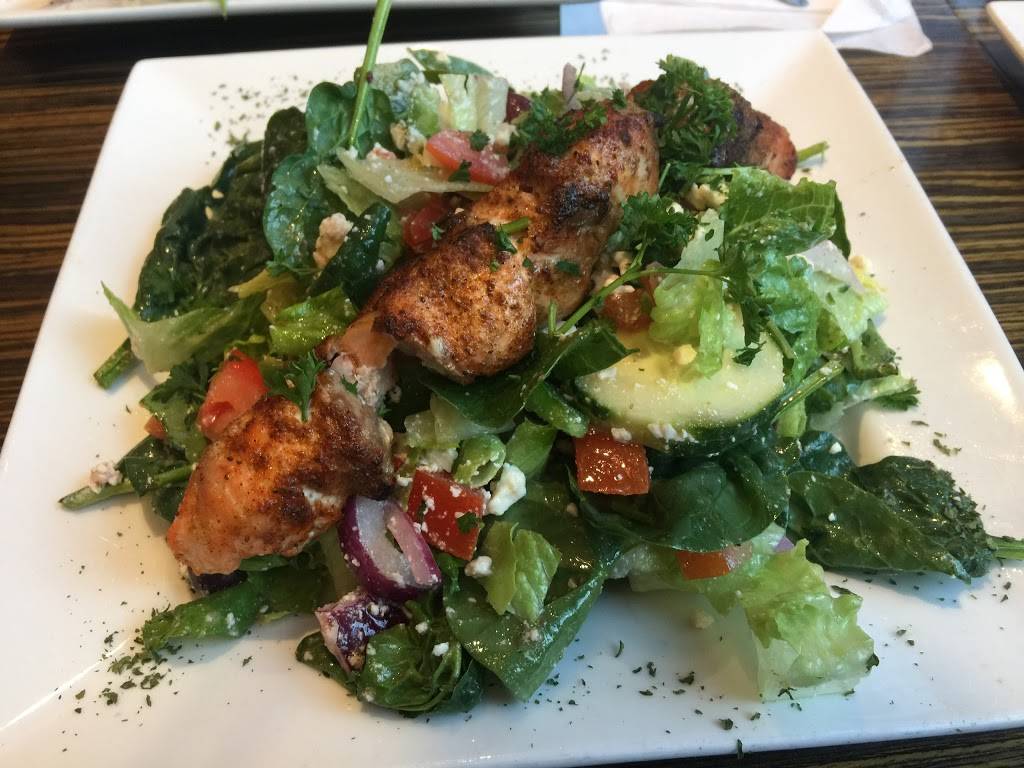 BeeZzee Fresh Food | restaurant | 2807 N Sheffield Ave, Chicago, IL 60657, USA | 7735253570 OR +1 773-525-3570