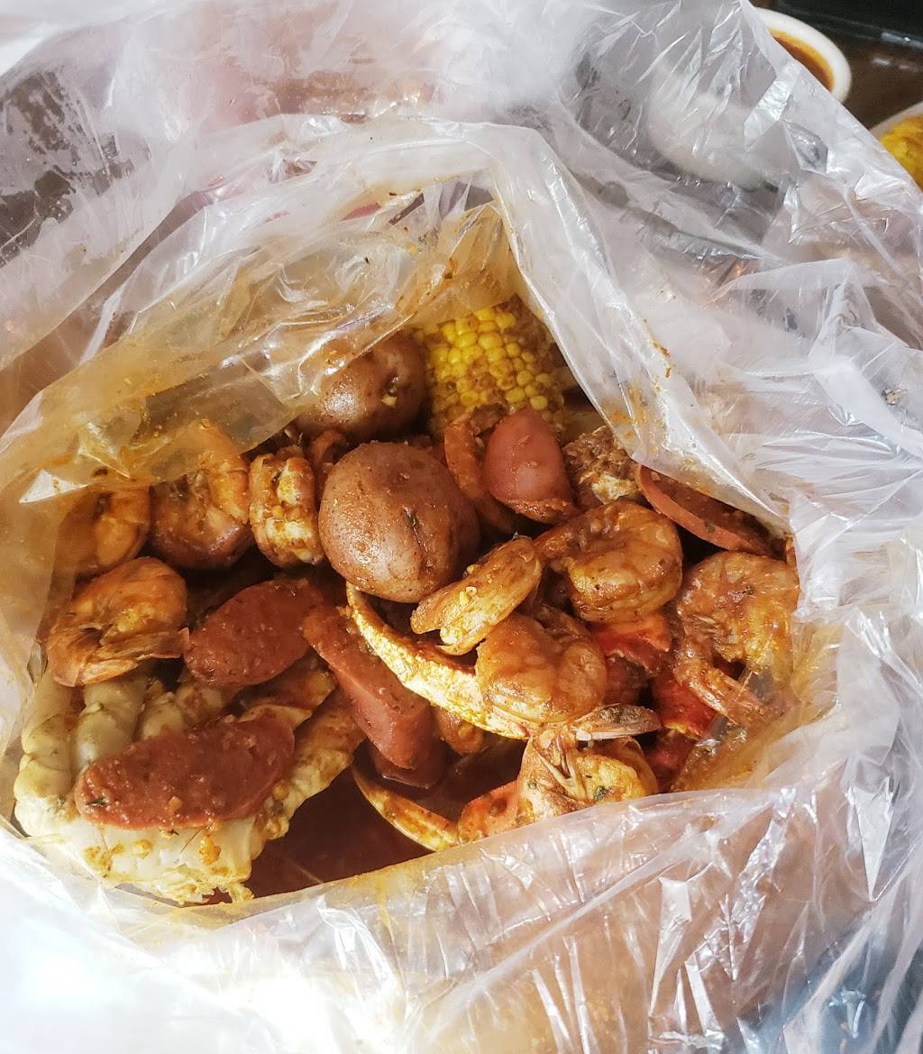 Crazy Crab Cajun Seafood | restaurant | 6670 Dykes Rd, Southwest Ranches, FL 33331, USA | 9549907656 OR +1 954-990-7656