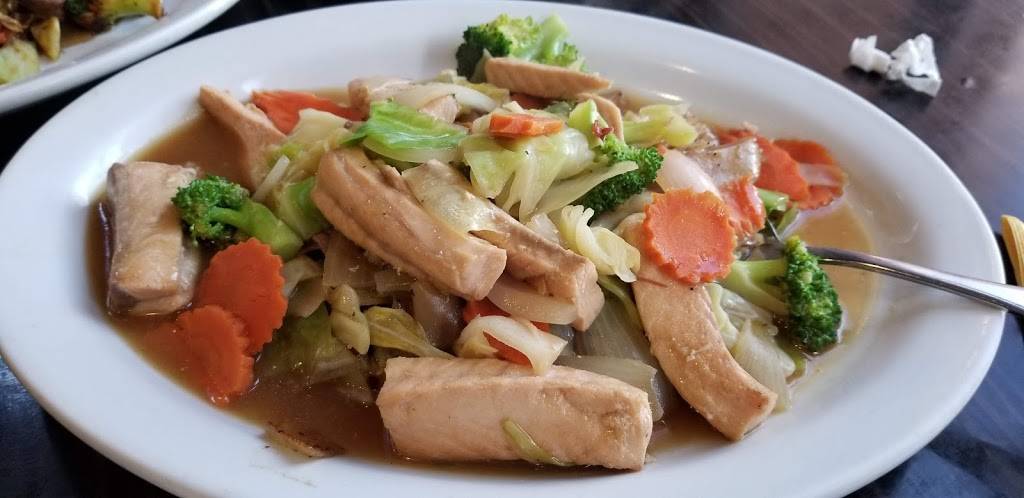 Thai Basil Signature Downtown Phoenix | restaurant | 114 W Adams St, Phoenix, AZ 85003, USA | 6027598737 OR +1 602-759-8737