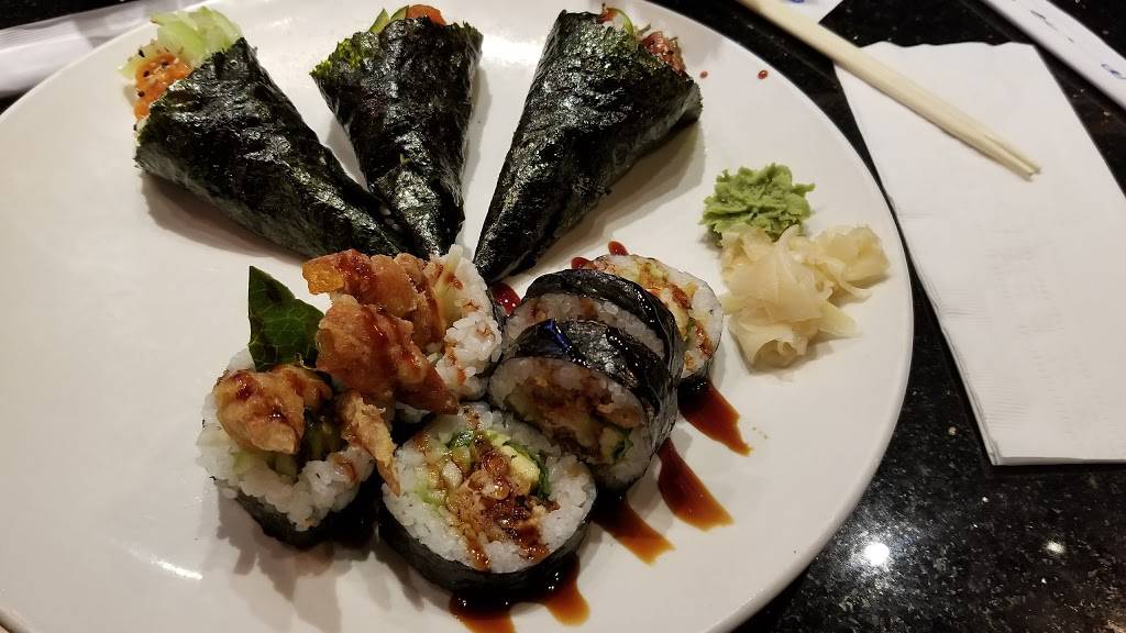 Izumi Asian Bistro Woodstock | restaurant | 2035 Towne Lake Pkwy, Woodstock, GA 30189, USA | 6782381899 OR +1 678-238-1899