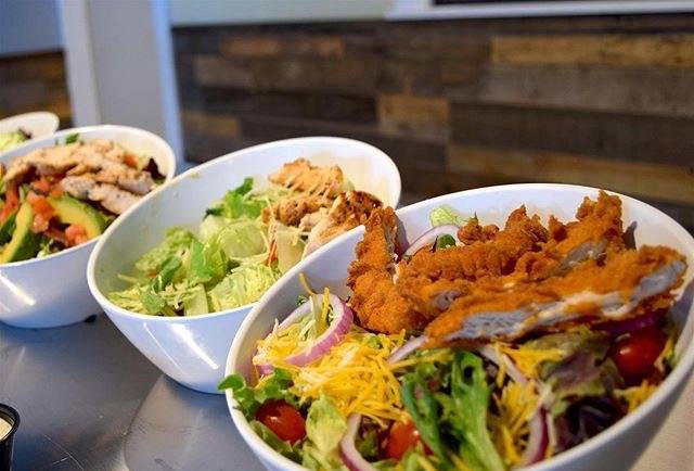 UR Burger | restaurant | 120 Mitchells Chance Rd, Edgewater, MD 21037, USA | 4434585382 OR +1 443-458-5382