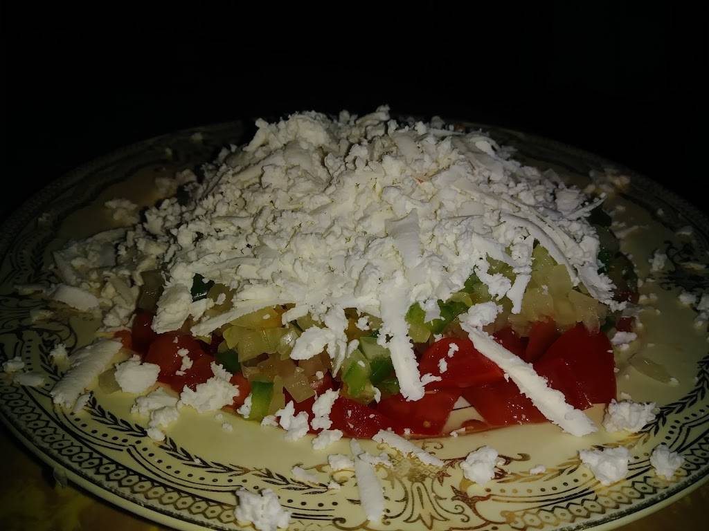 Three Brothers | restaurant | 2414 S St Clair St, Milwaukee, WI 53207, USA | 4144817530 OR +1 414-481-7530