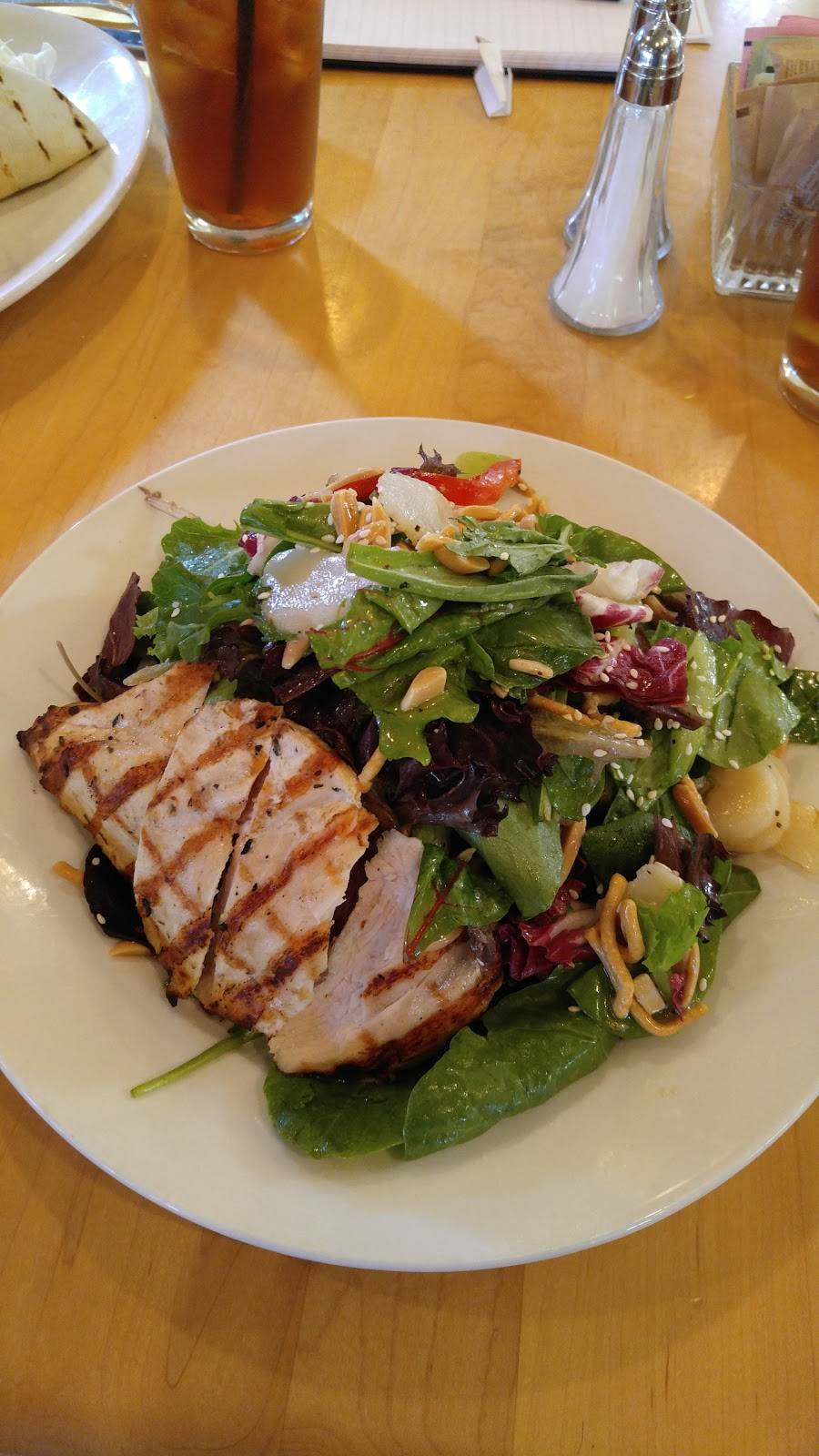 The Windmill Bistro | restaurant | 16009 60th St E a, Sumner, WA 98390, USA | 2538267897 OR +1 253-826-7897