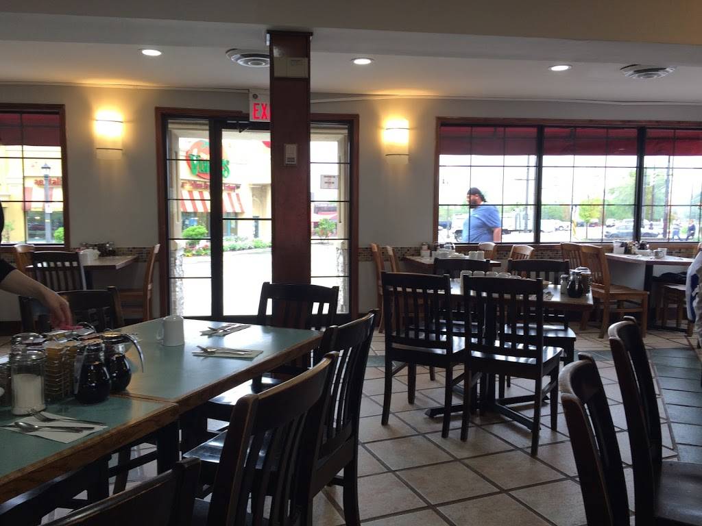 Country Chalet Restaurant | restaurant | 6526 Main St, Niagara Falls, ON L2G 3Z6, Canada | 9053711058 OR +1 905-371-1058