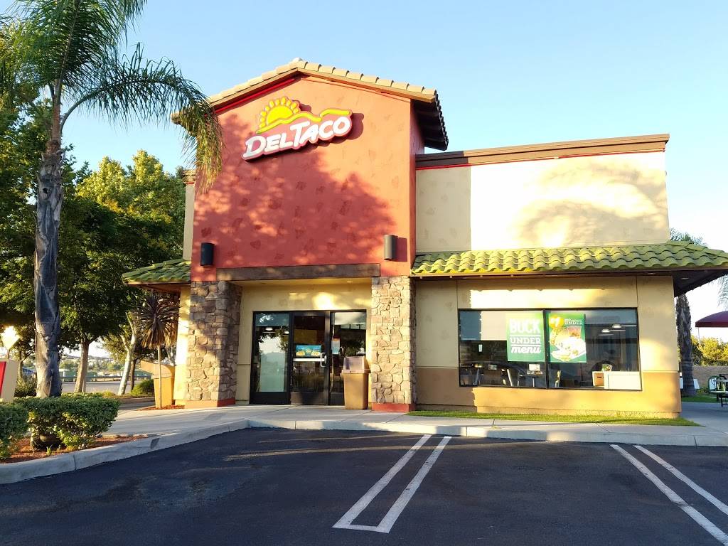 Del Taco | meal takeaway | 30640 Benton Rd, Winchester, CA 92596, USA | 9513255161 OR +1 951-325-5161