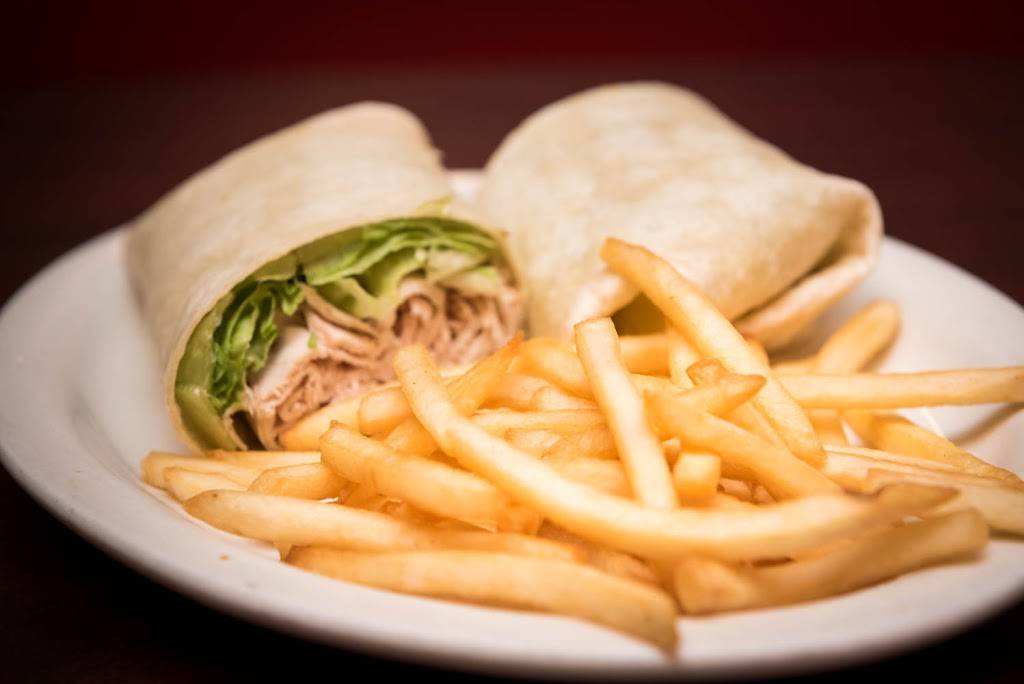 Meriden Road Diner | restaurant | 895 Meriden Rd, Waterbury, CT 06705, USA | 2035750537 OR +1 203-575-0537