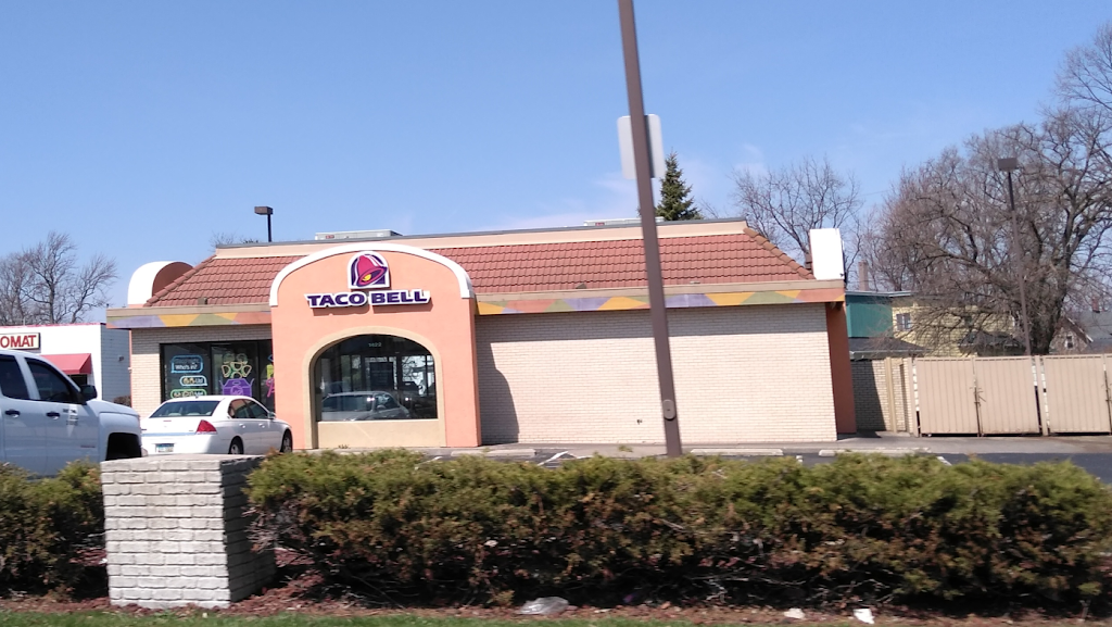Taco Bell | meal takeaway | 1422 Broadway St, Toledo, OH 43609, USA | 4192444500 OR +1 419-244-4500