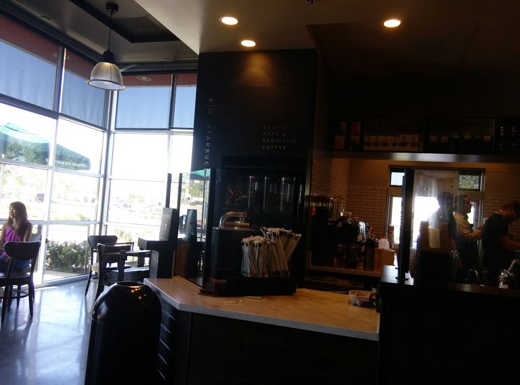 Starbucks | cafe | 17135 Camino Del Sur #105, San Diego, CA 92127, USA | 4422570738 OR +1 442-257-0738