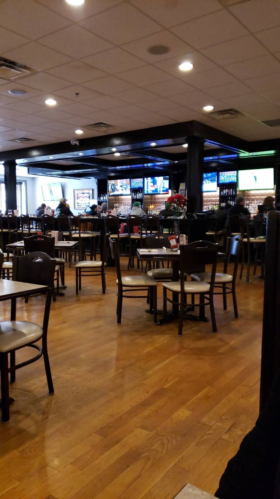 Conrads Restaurant | restaurant | 905 Main St, Walpole, MA 02081, USA | 5089213278 OR +1 508-921-3278