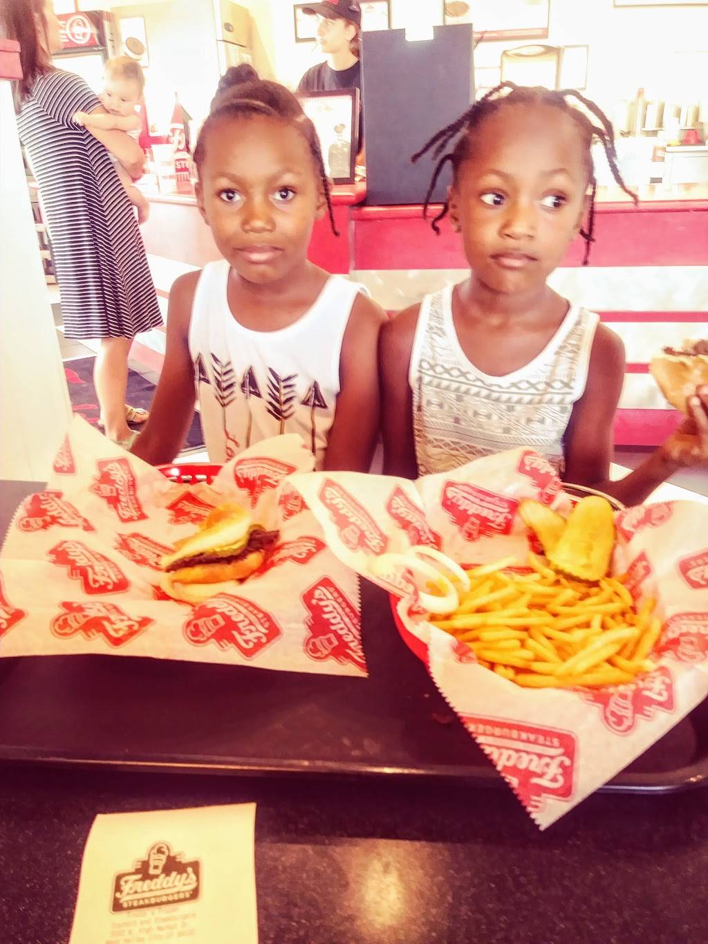 Freddys Frozen Custard & Steakburgers | restaurant | 5502 W, High Market Dr, West Valley City, UT 84120, USA | 8019681308 OR +1 801-968-1308