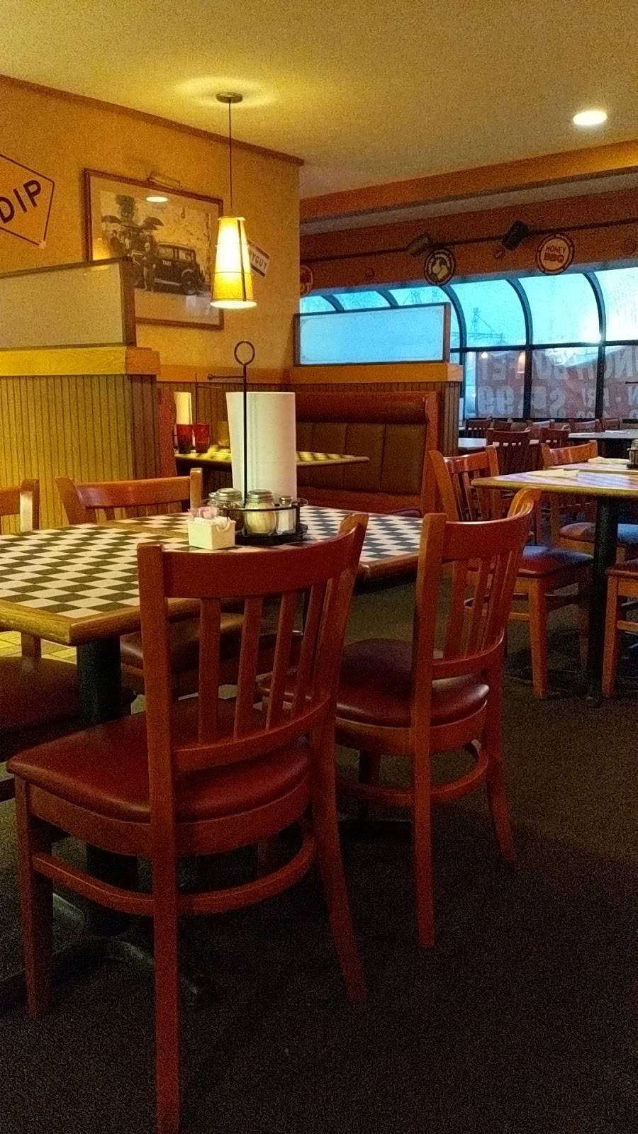 Pizza Hut | restaurant | 1125 W High Ave, New Philadelphia, OH 44663, USA | 3303391338 OR +1 330-339-1338