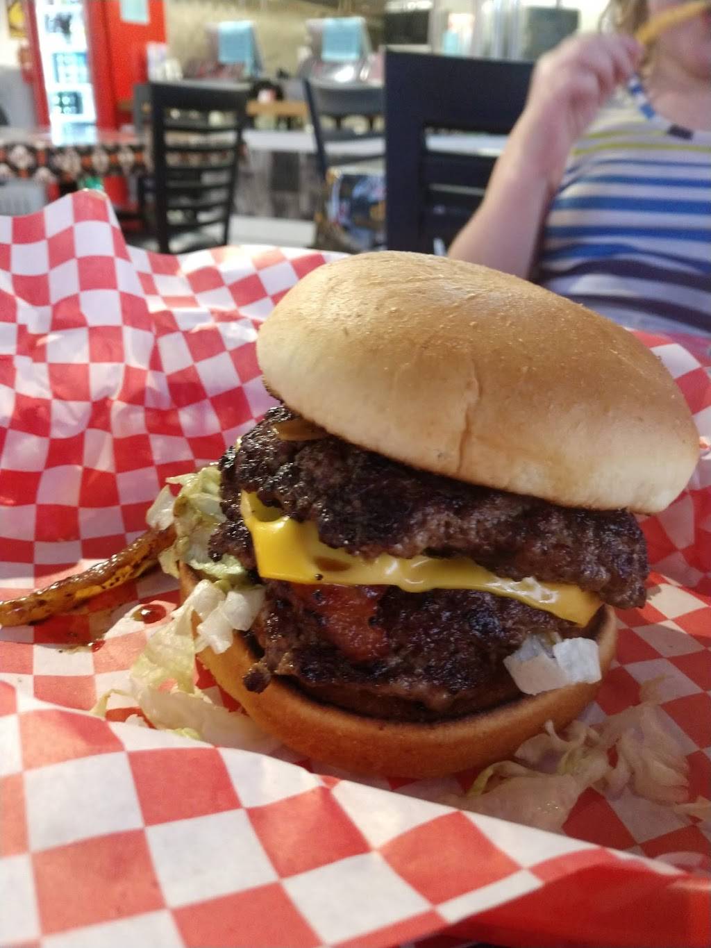 Matty Gs Steakburgers & Spirits | restaurant | 1958 E Brown Rd, Mesa, AZ 85203, USA | 4803067406 OR +1 480-306-7406