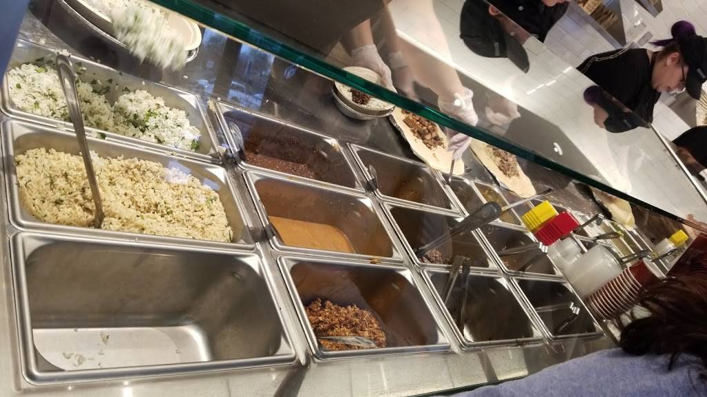 Chipotle Mexican Grill | restaurant | 325 Oroville Dam Blvd E Suite 2, Oroville, CA 95965, USA | 5304035210 OR +1 530-403-5210