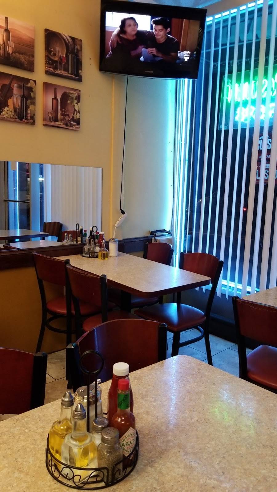 D Polancos | restaurant | 33-13 108th St, Corona, NY 11368, USA | 7185659598 OR +1 718-565-9598