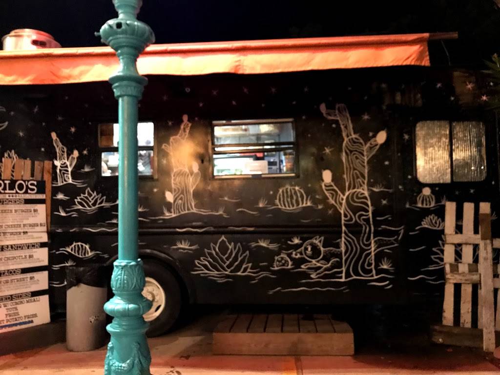 Arlos | restaurant | 2908 Fruth St, Austin, TX 78705, USA | 5128408585 OR +1 512-840-8585