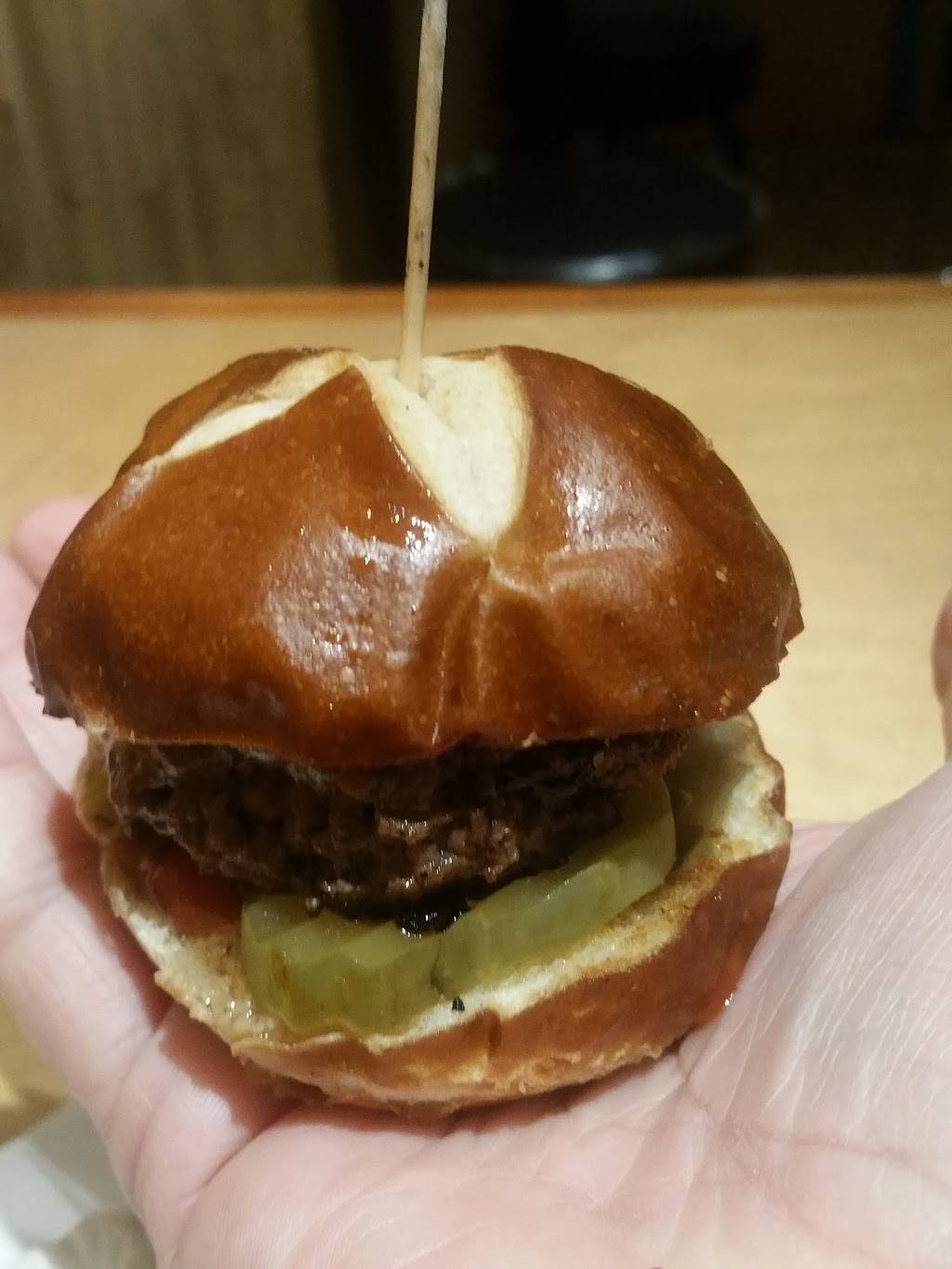 Tiki Toms | restaurant | 1535 Olympic Blvd, Walnut Creek, CA 94596, USA | 9259329202 OR +1 925-932-9202