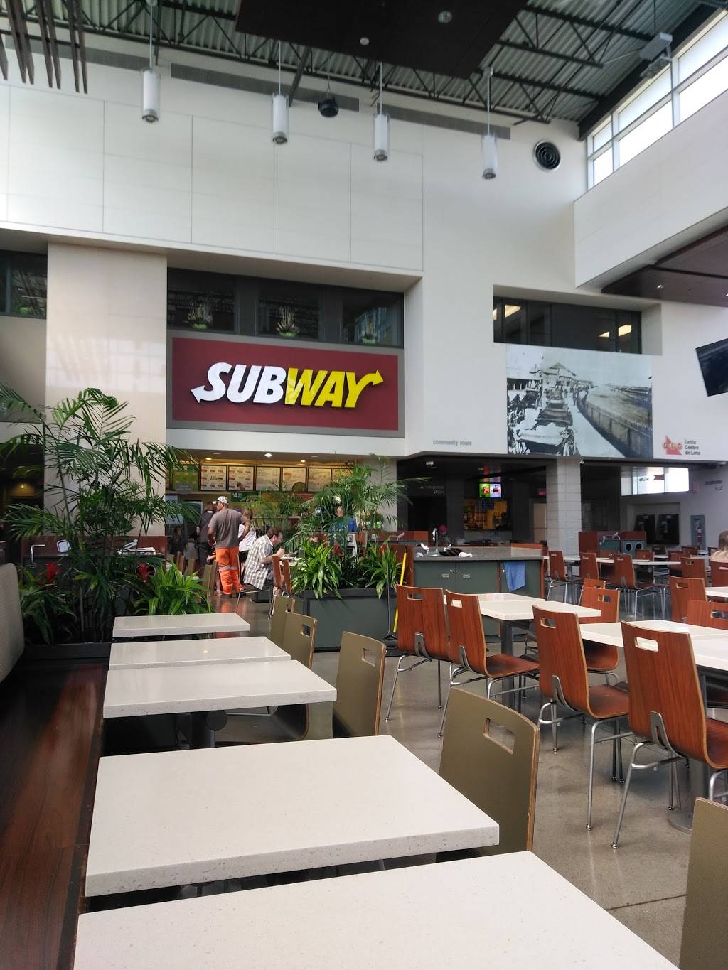 Subway | meal takeaway | Barton, The Centre, 1275 Barton St E Unit L7, Hamilton, ON L8H 2V4, Canada | 9055472817 OR +1 905-547-2817