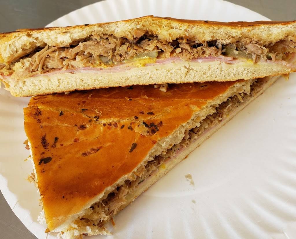 Agustinas Love Tree Cafe & Boutique | restaurant | 6 Cordova St, St. Augustine, FL 32084, USA | 9418069614 OR +1 941-806-9614