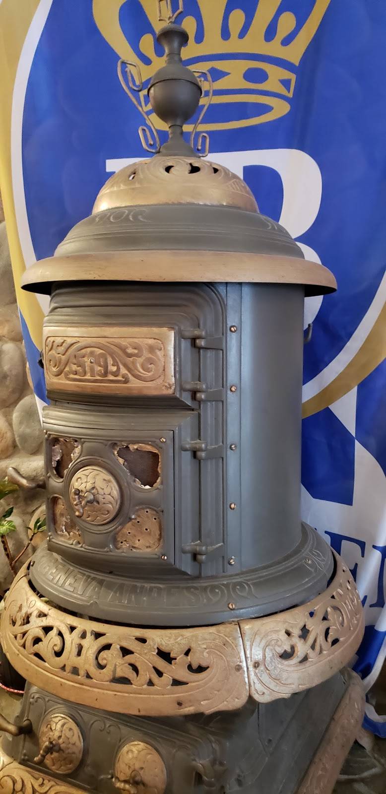 J & R’s Steakhouse | restaurant | 4362 NY-25, Calverton, NY 11933, USA | 6317277218 OR +1 631-727-7218