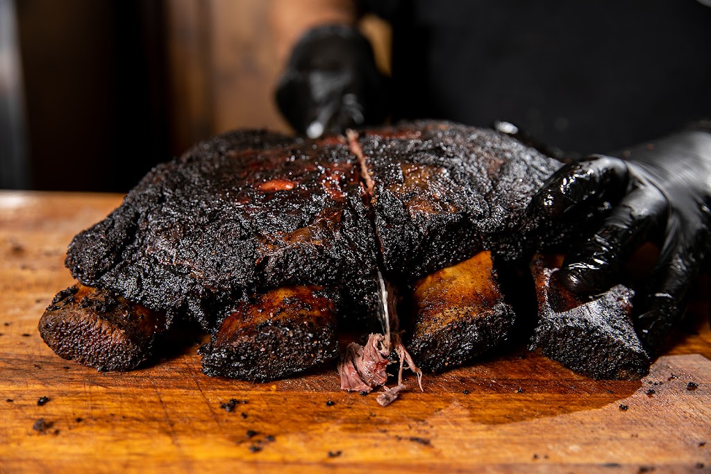 Izzys Brooklyn Smokehouse - Miami | restaurant | 3585 NE 207th St, Aventura, FL 33180, USA | 3056907103 OR +1 305-690-7103