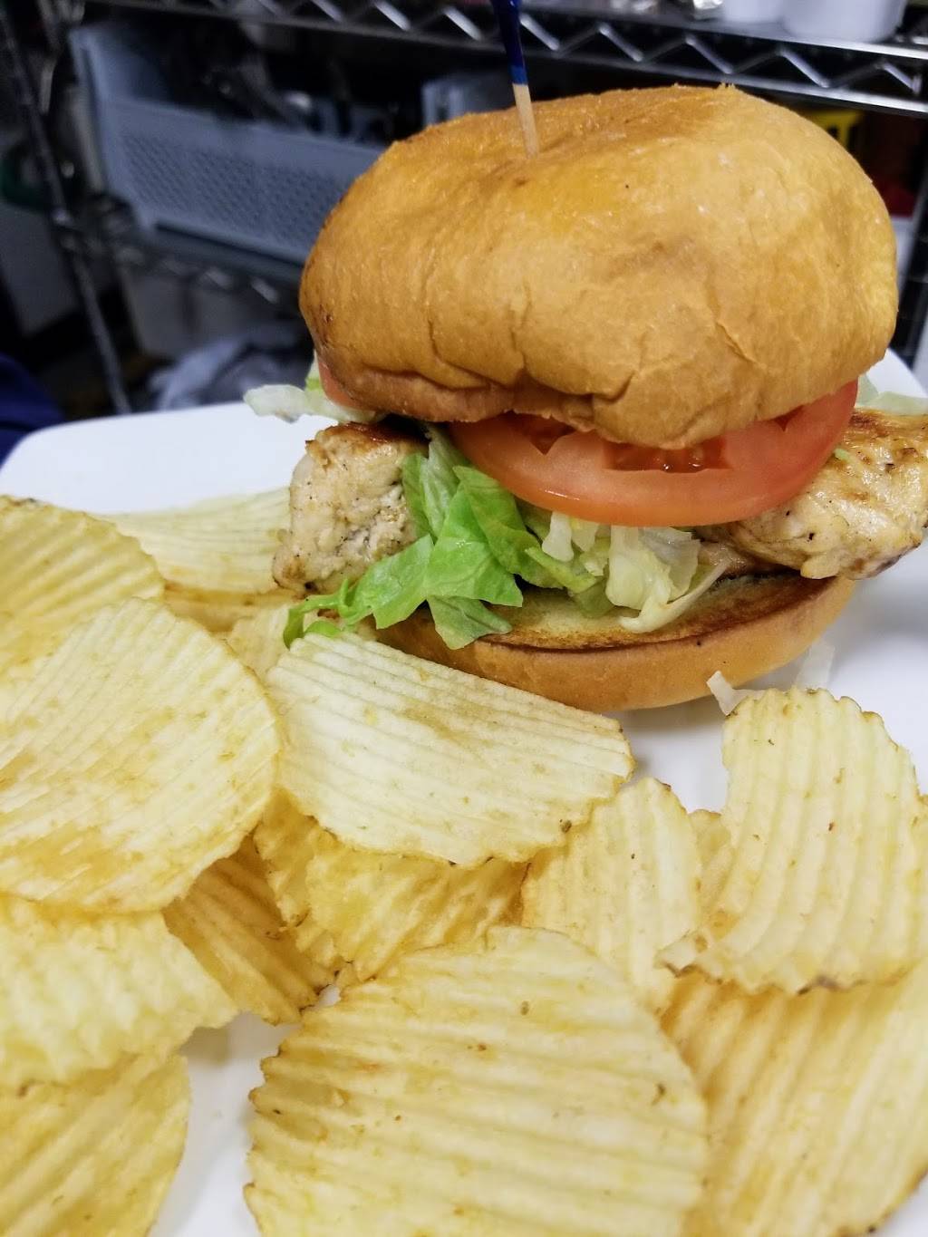 Maggies | restaurant | 855 Michigan St NE, Grand Rapids, MI 49503, USA | 6166493942 OR +1 616-649-3942