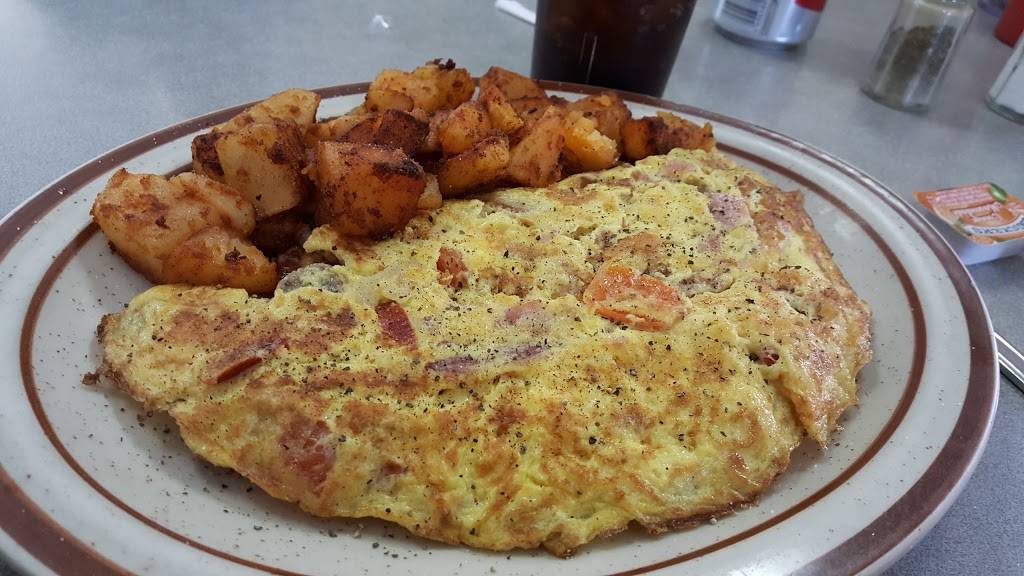 Omelette Headquarters | restaurant | 57 Water St, Wakefield, MA 01880, USA | 7812243999 OR +1 781-224-3999