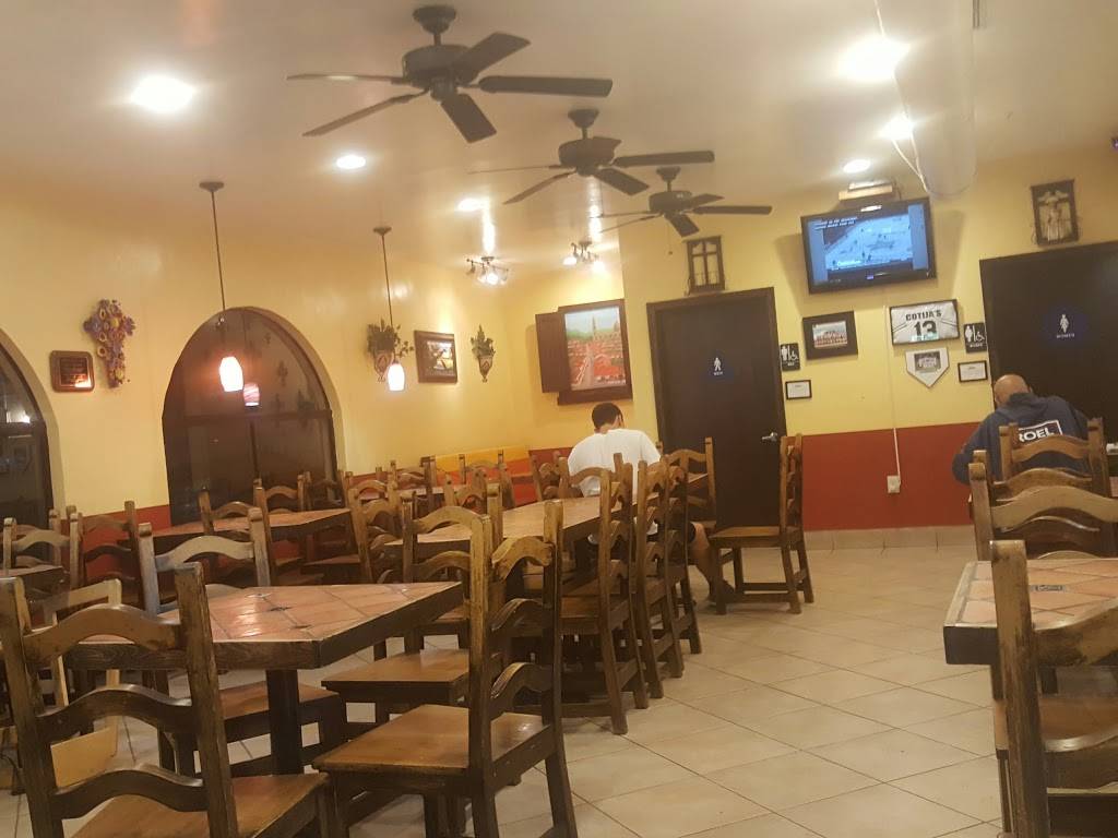 Cotijas Cocina Mexicana | restaurant | 3720 Voltaire St, San Diego, CA 92107, USA | 6192261477 OR +1 619-226-1477